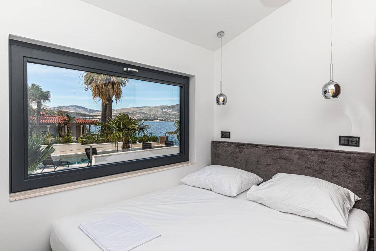 Villa Sun And Sea Trogir Exterior foto